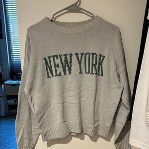 Hollister Gray 'New York' Sweater